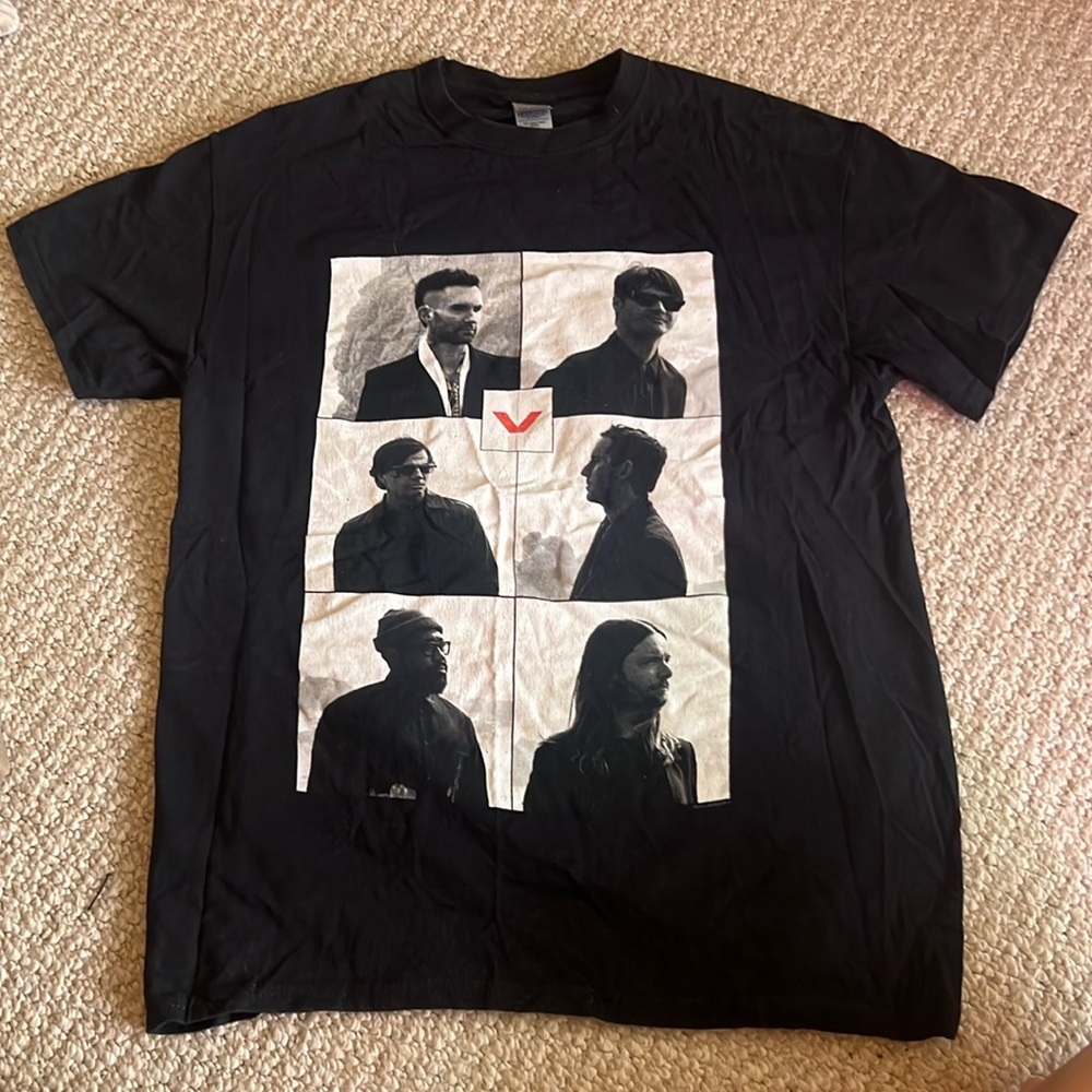2021 Maroon 5 Tour T-Shirt Size Adult Medium